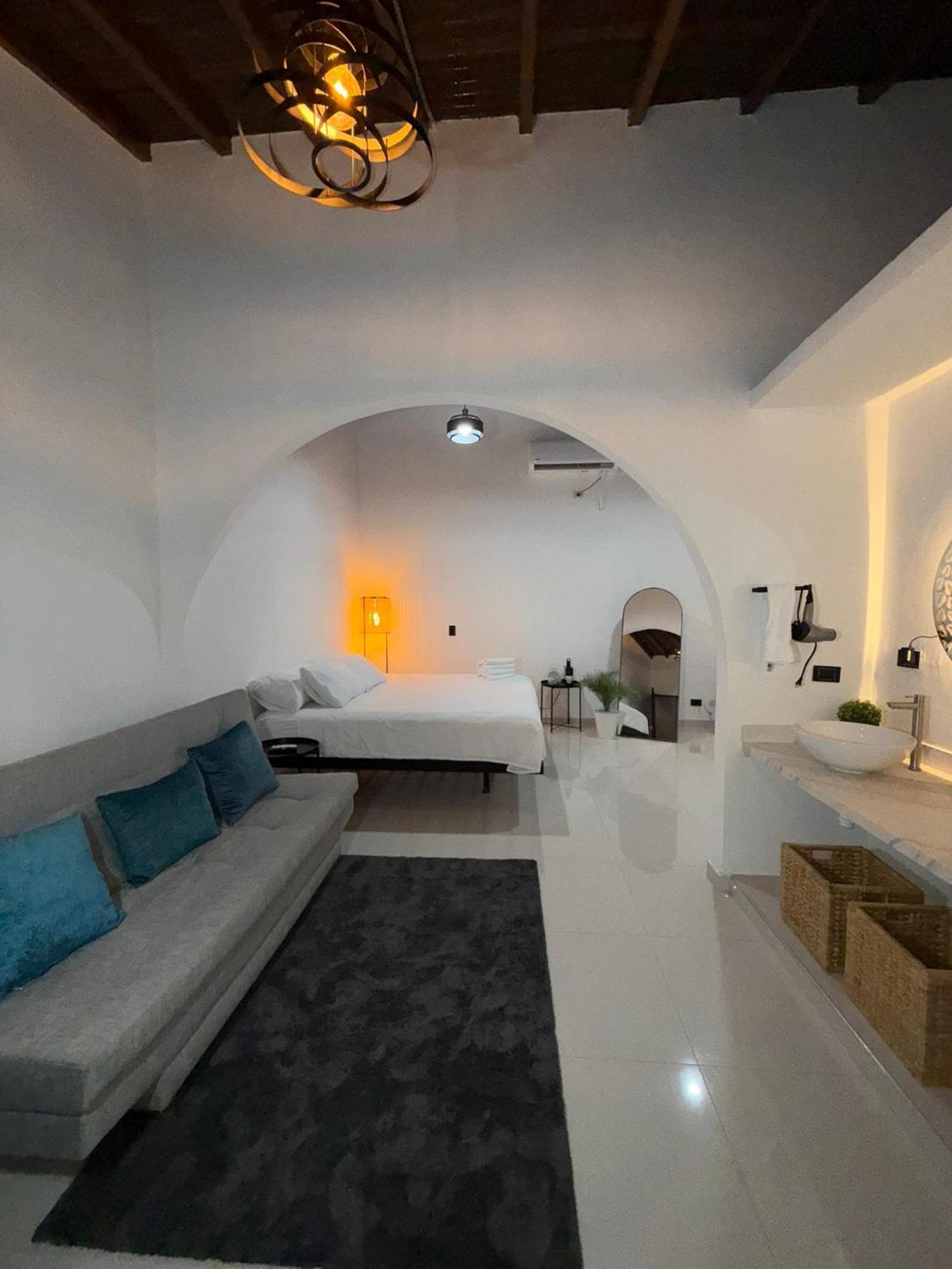 Clandestino - Hotel Boutique لا دورادا المظهر الخارجي الصورة